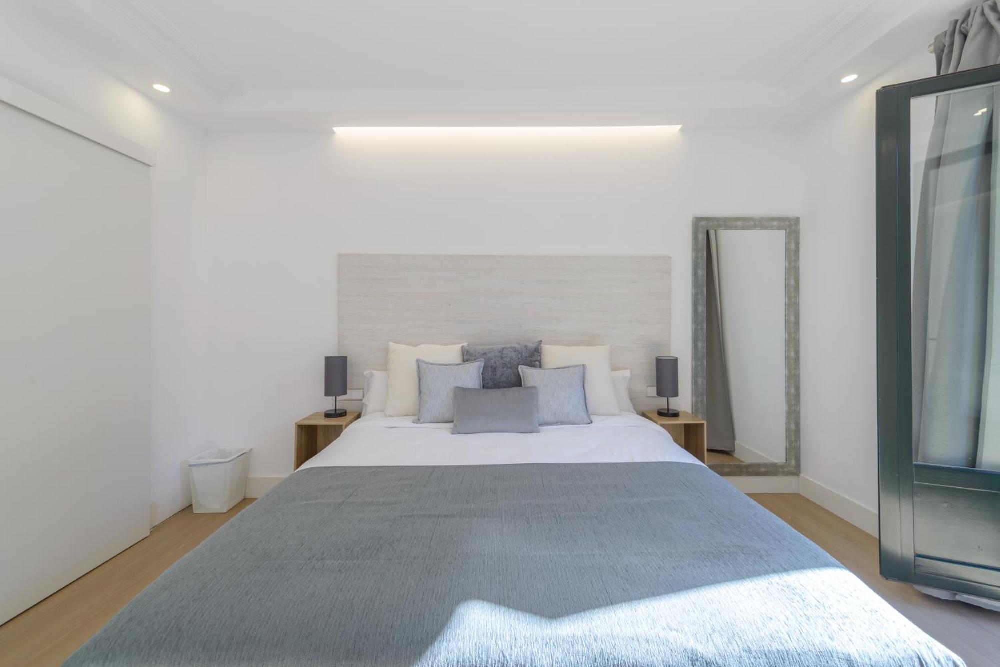 Gran Via New 2Br 1Bth Elevator Apartment Мадрид Екстериор снимка