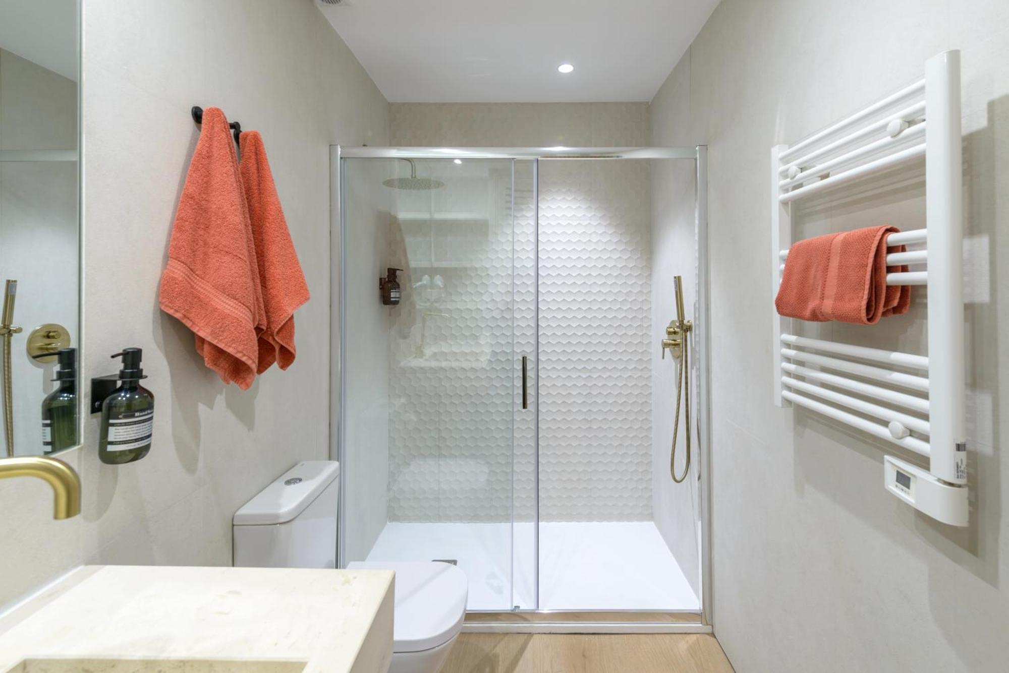 Gran Via New 2Br 1Bth Elevator Apartment Мадрид Екстериор снимка