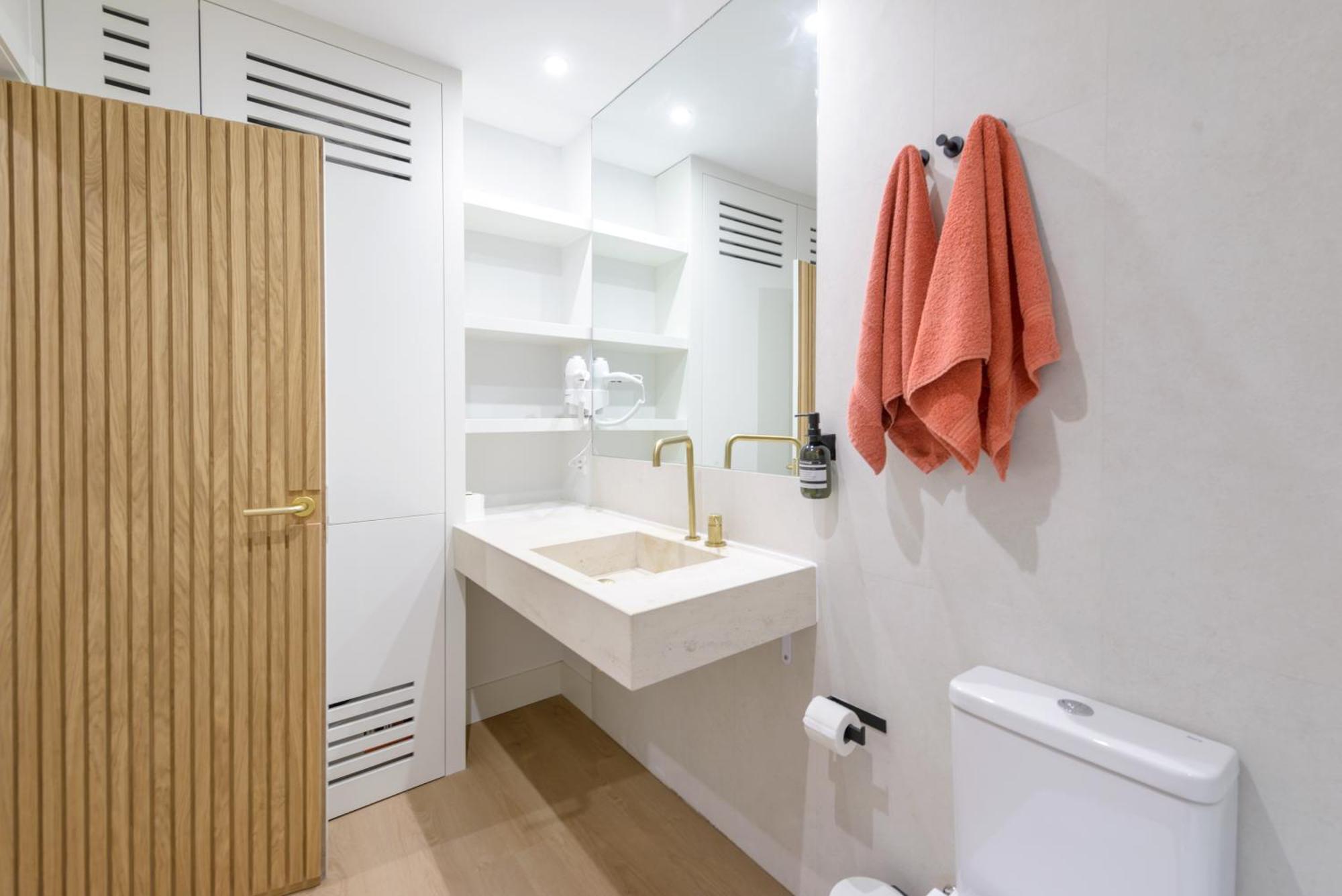 Gran Via New 2Br 1Bth Elevator Apartment Мадрид Екстериор снимка