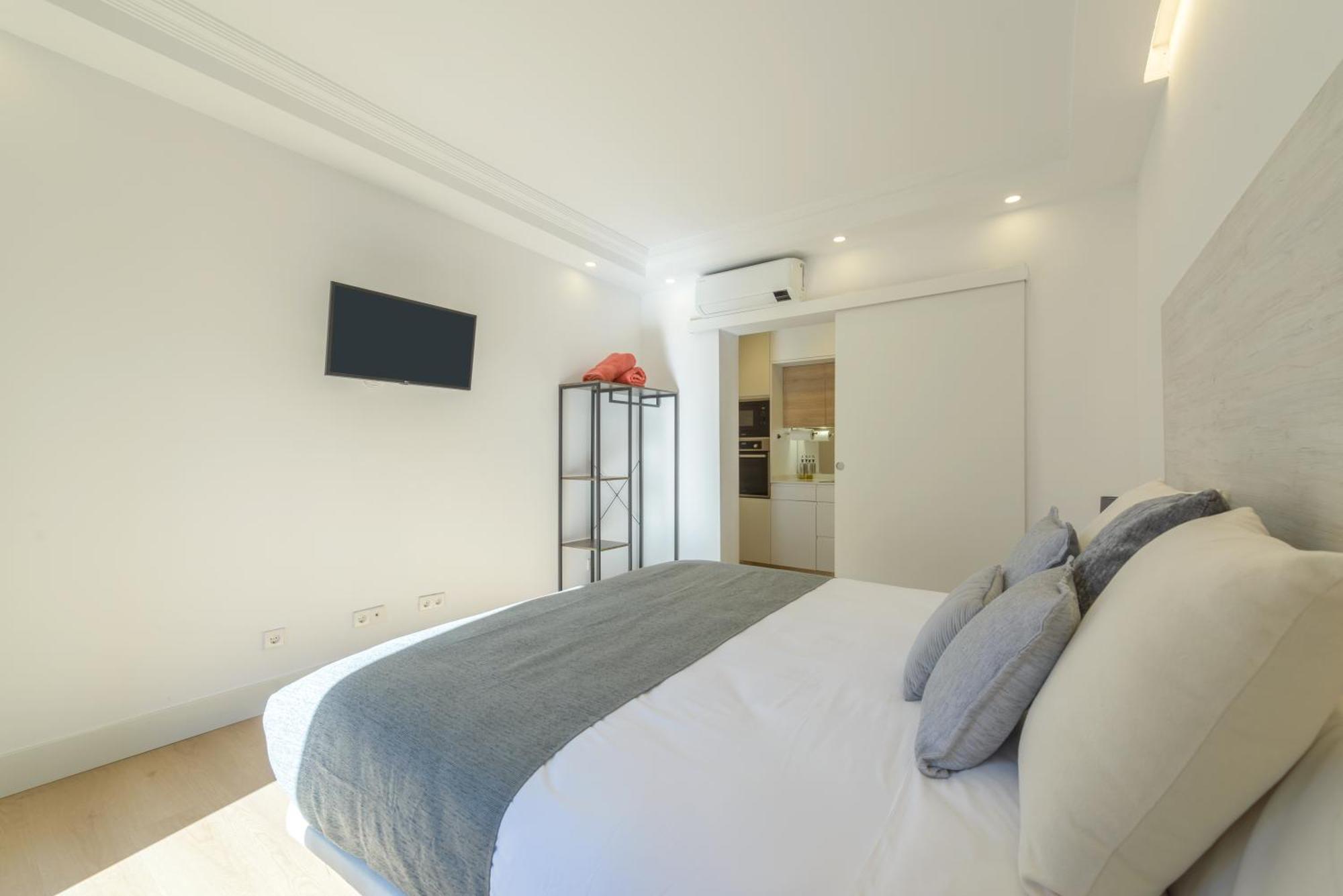 Gran Via New 2Br 1Bth Elevator Apartment Мадрид Екстериор снимка